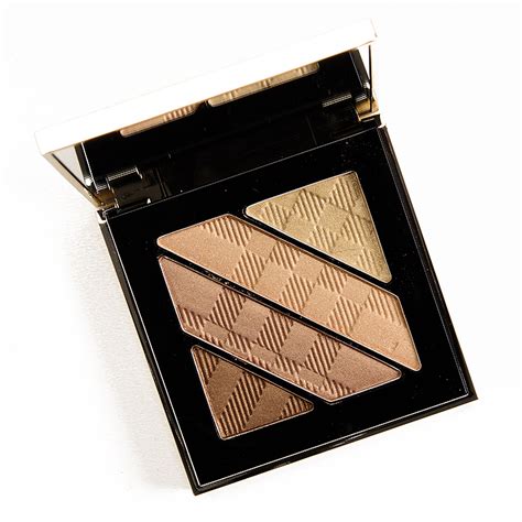 Burberry Gold Shimmer No. 28 Complete Eye Palette Review